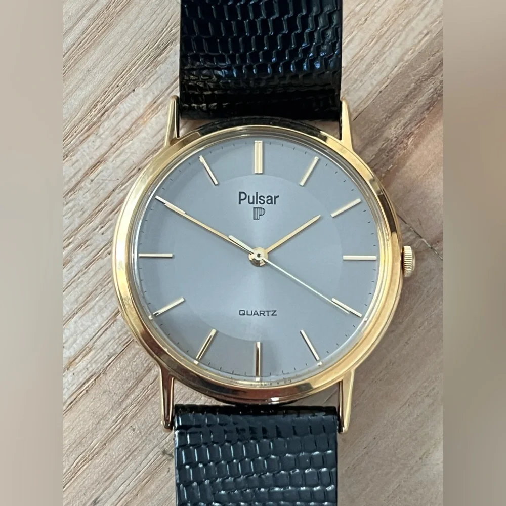 Pulsar New Old Stock Vintage Watch Original Box Round Gray Dial Leather Strap
